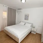 Mikaels Apartman
